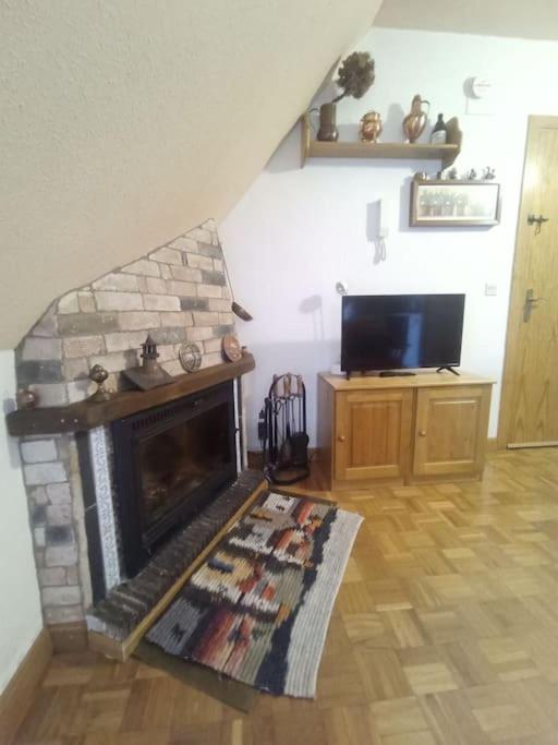 Atico En Pleno Pirineo Apartman El Pueyo de Jaca Kültér fotó